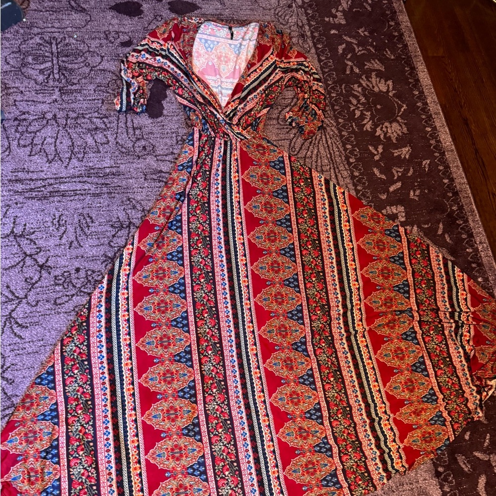 Janette 1970s vibes elastic waist gown size small